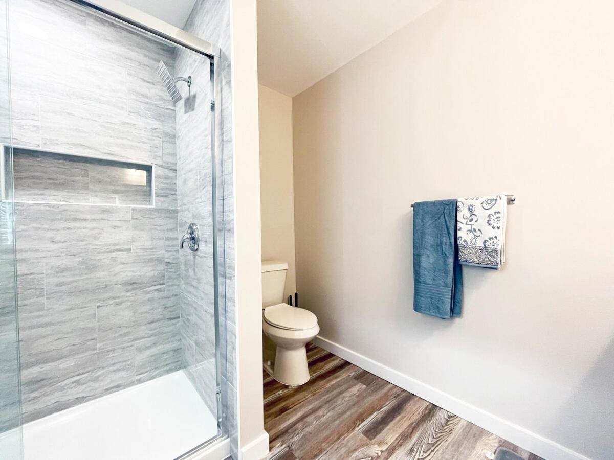 Beautiful Cozy New Build Home - Pet Friendly South Euclid Экстерьер фото